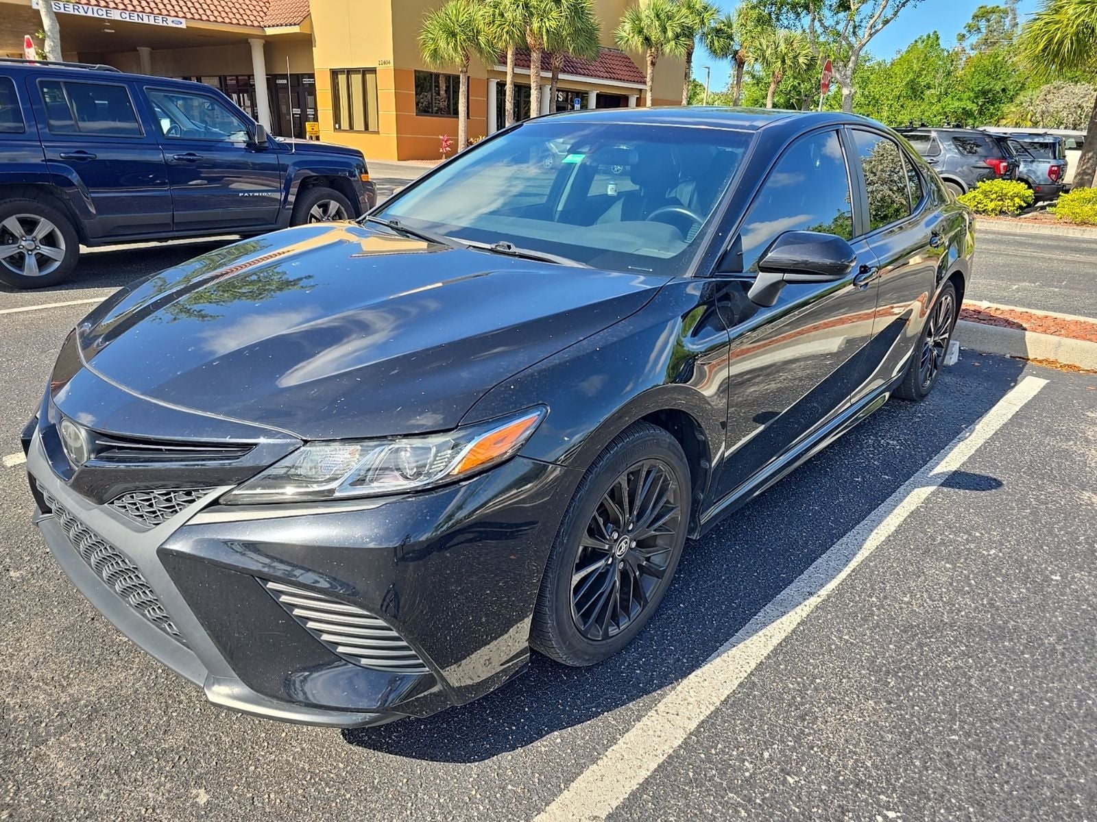 2020 Toyota Camry SE