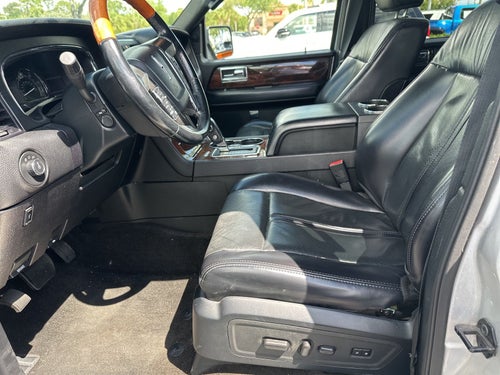 2017 Lincoln Navigator Select