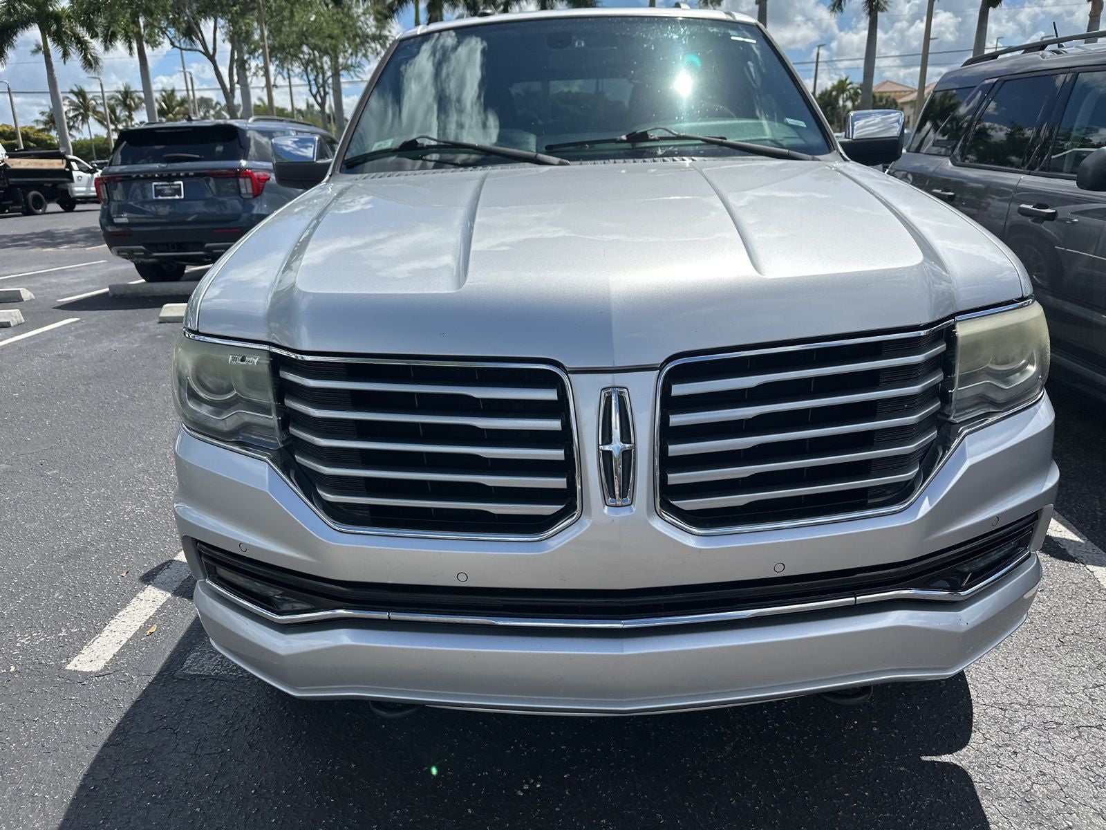 2017 Lincoln Navigator Select