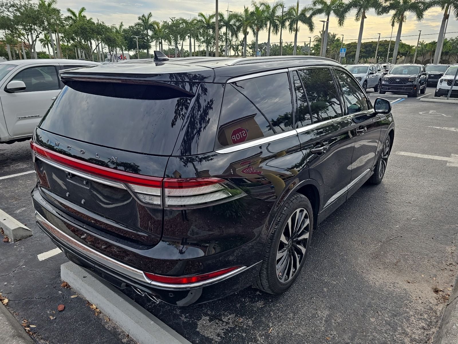 2023 Lincoln Aviator Plug-In Hybrid Black Label Grand Touring