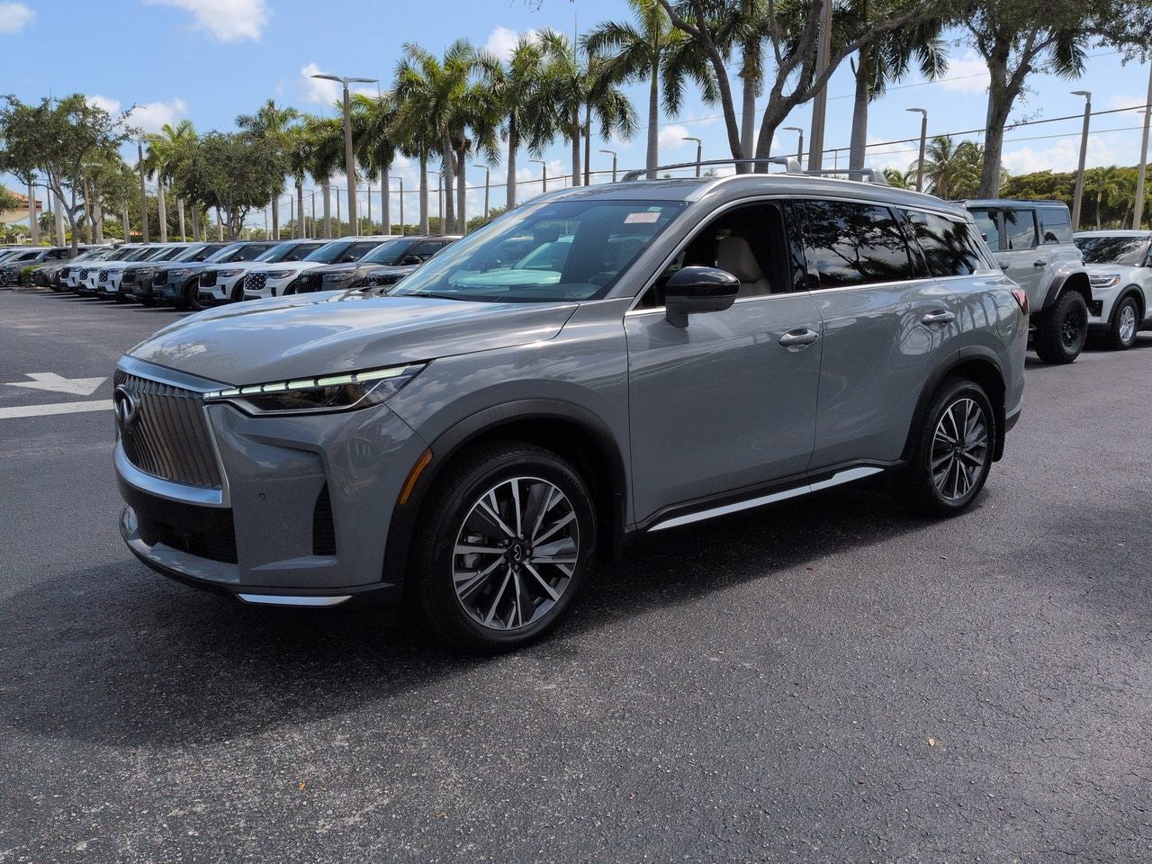 2026 INFINITI QX60 LUXE