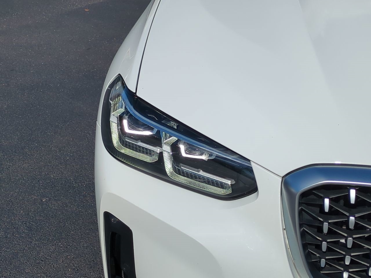 2022 BMW X4 xDrive30i