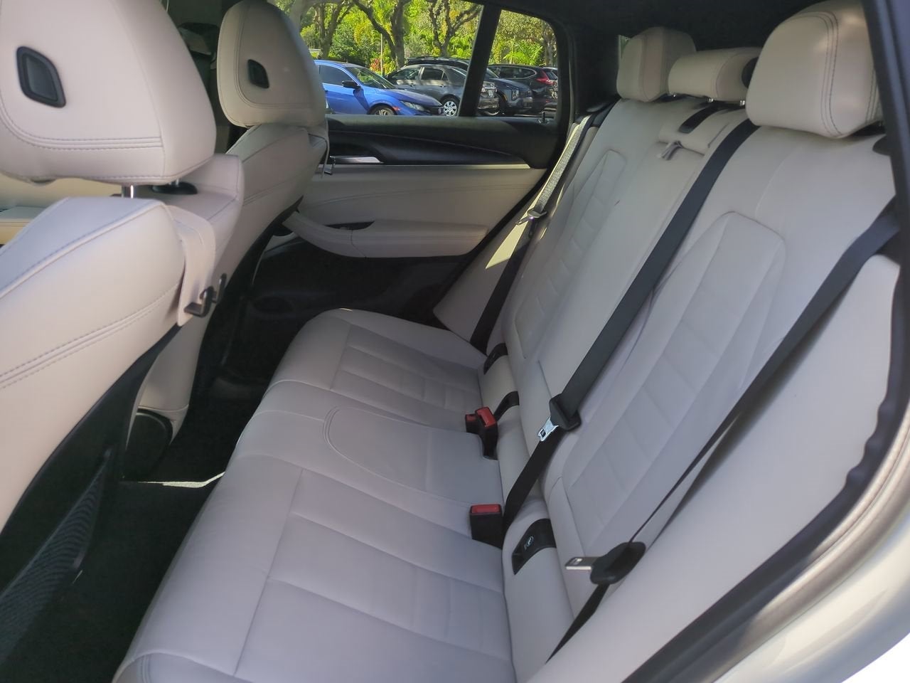 2022 BMW X4 xDrive30i