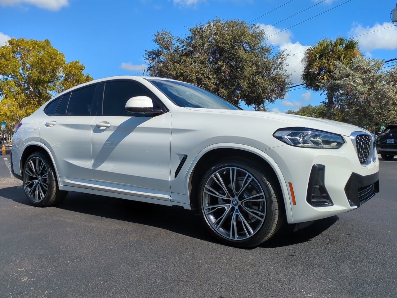 2022 BMW X4 xDrive30i
