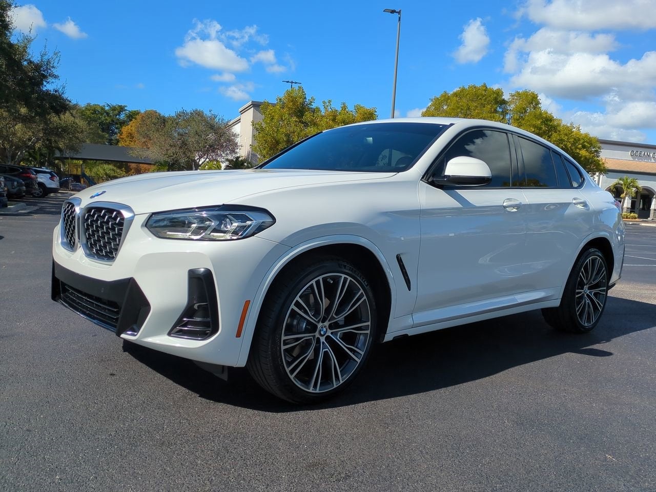 2022 BMW X4 xDrive30i