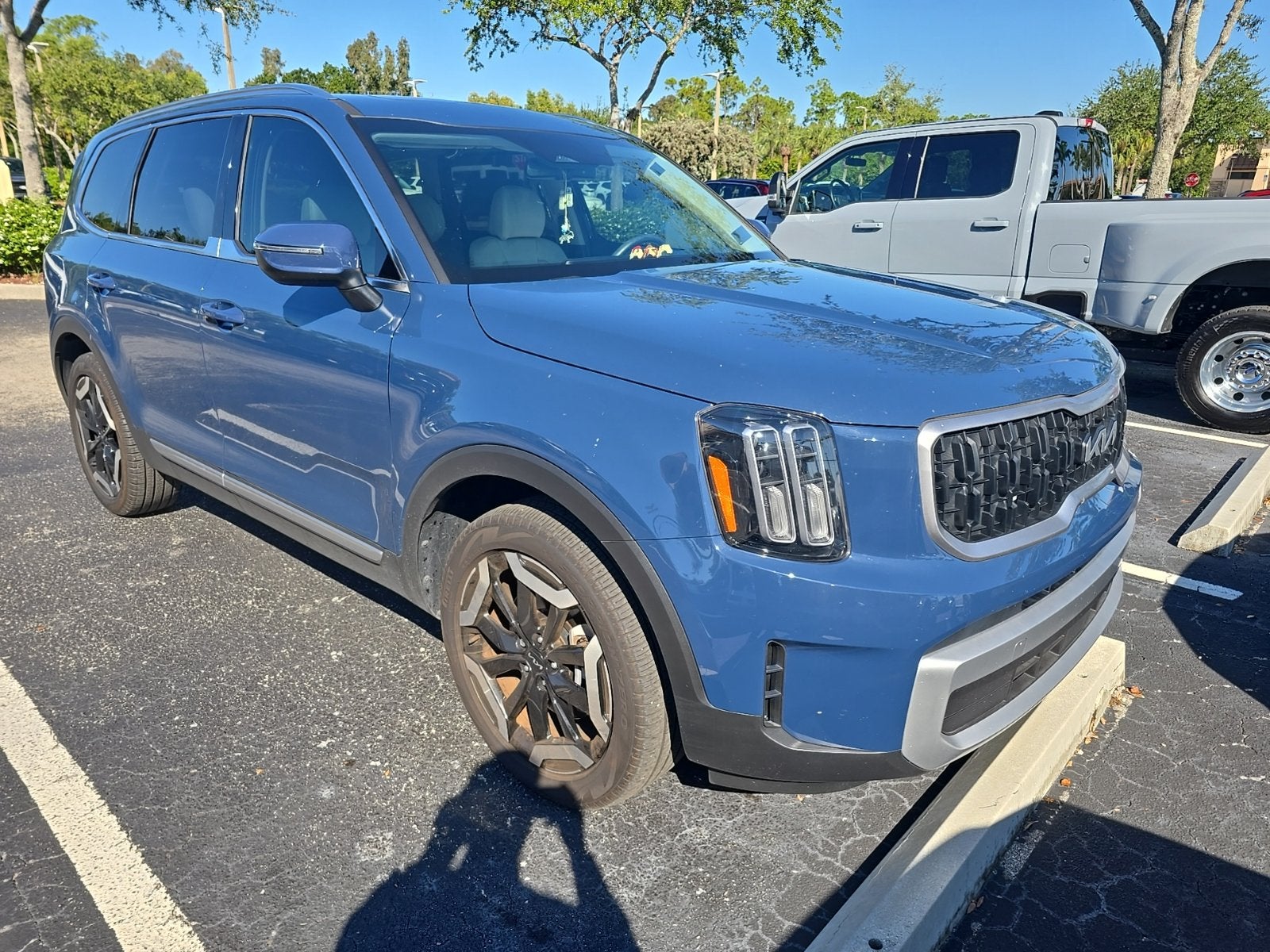 2025 Kia Telluride EX