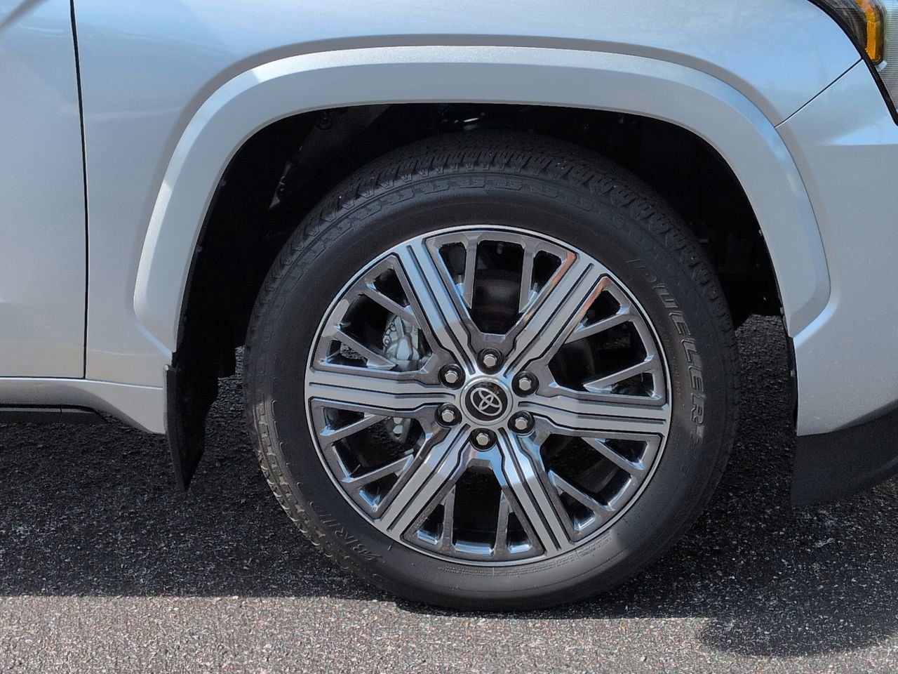 2024 Toyota Sequoia Capstone