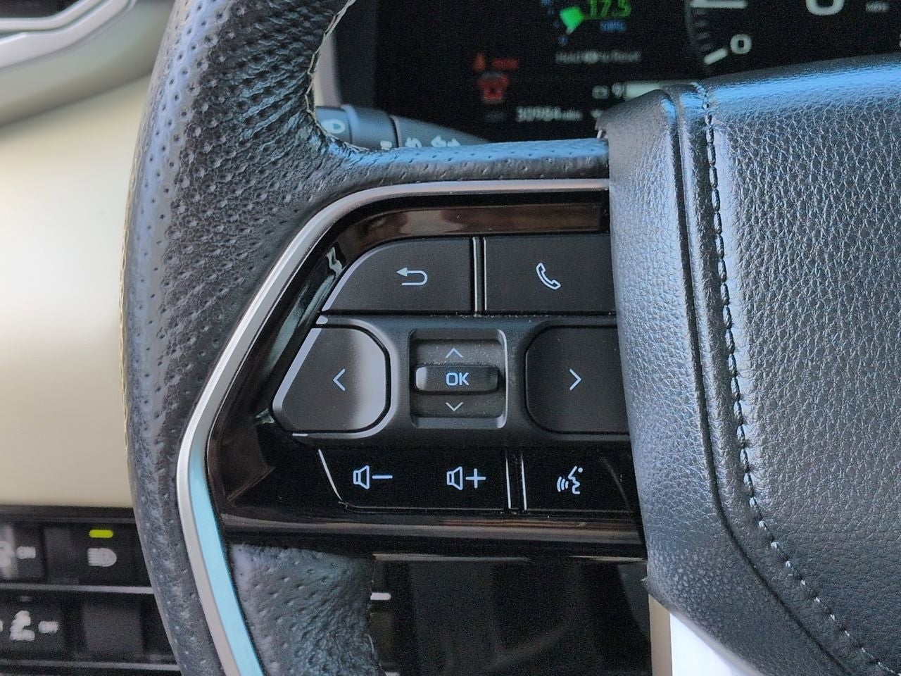 2024 Toyota Sequoia Capstone