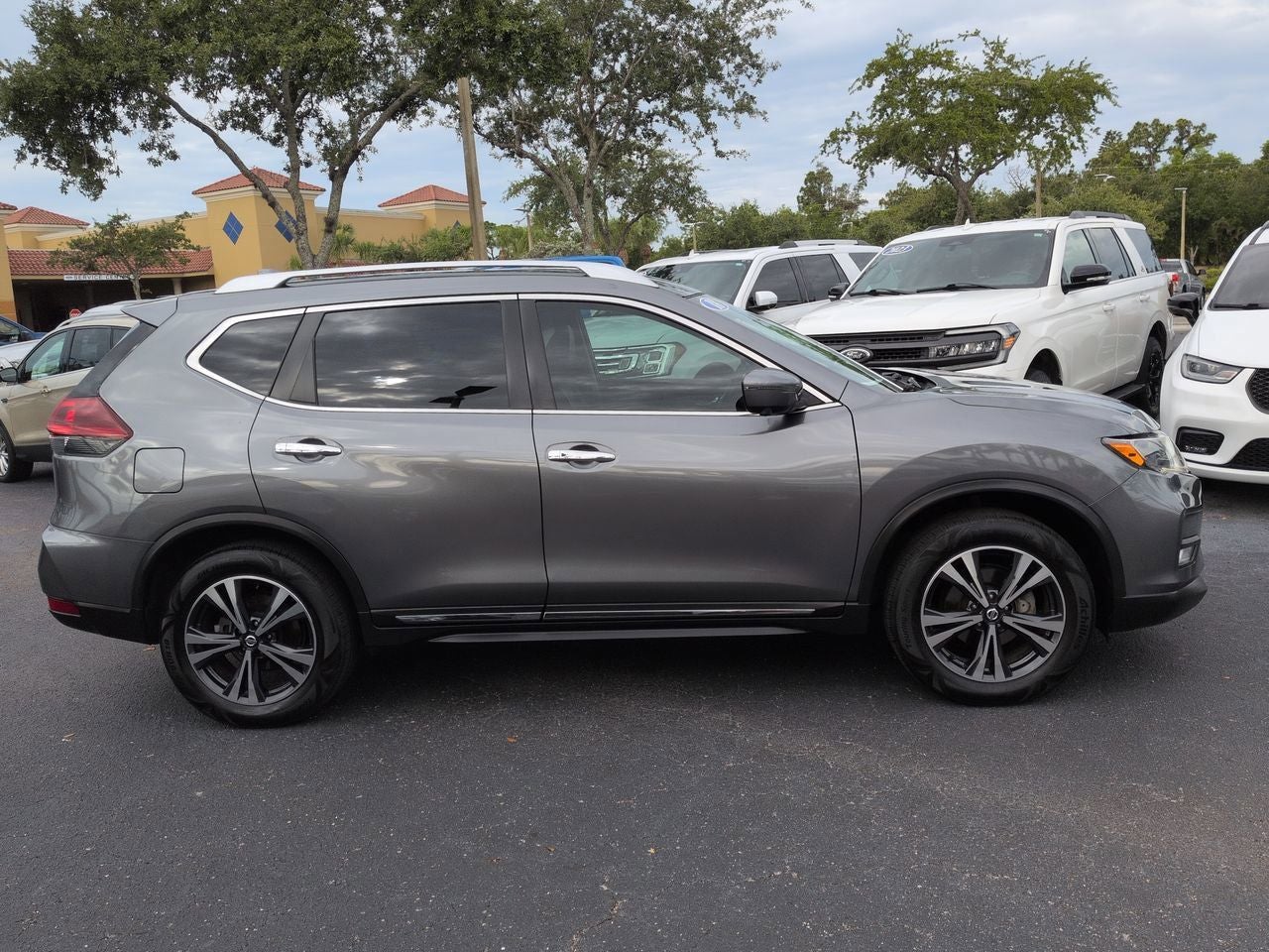 2018 Nissan Rogue SL