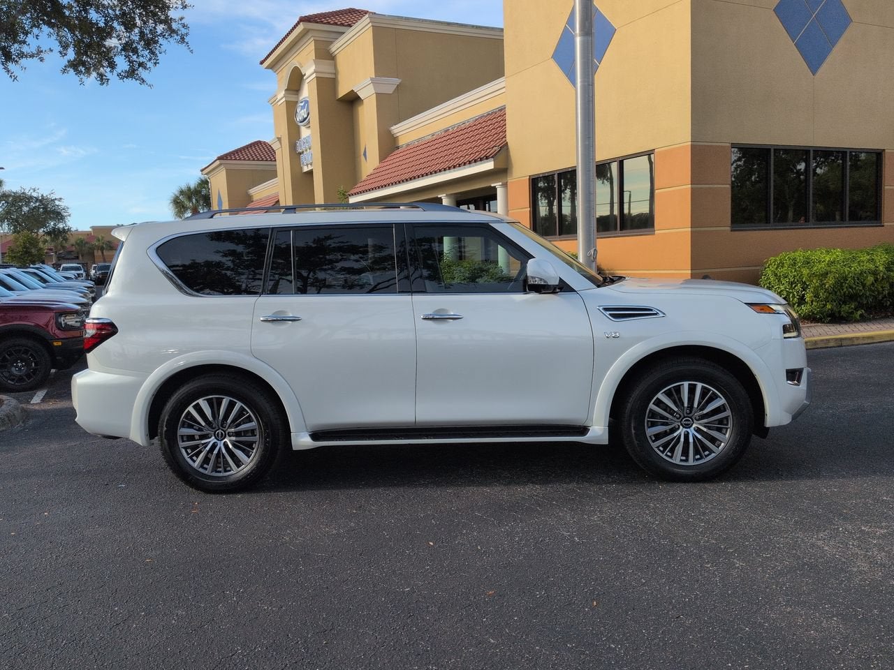 2021 Nissan Armada SL