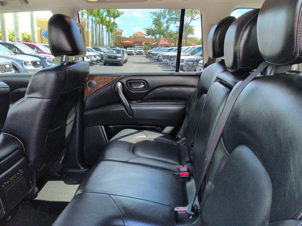 2019 INFINITI QX80 LUXE