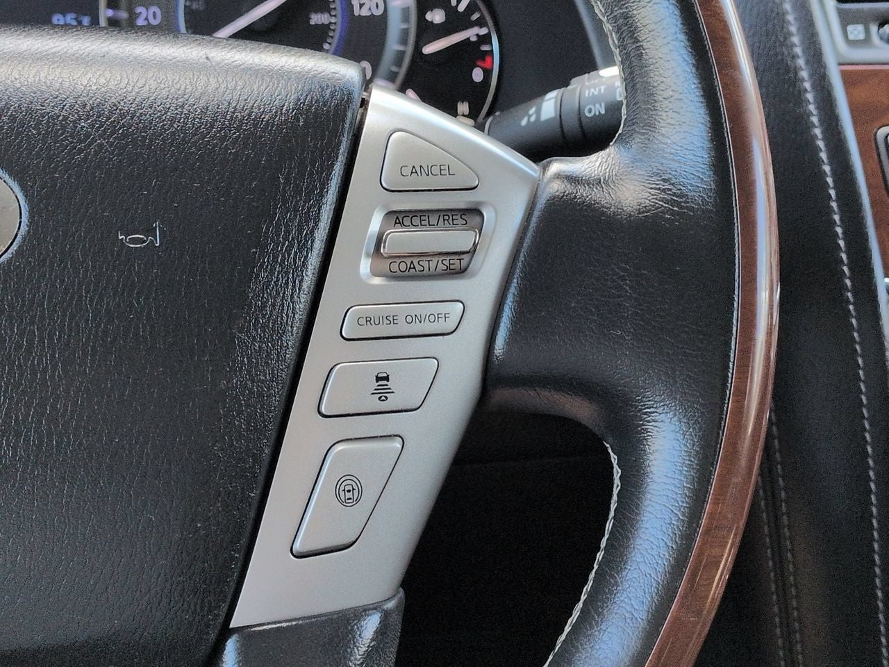 2019 INFINITI QX80 LUXE