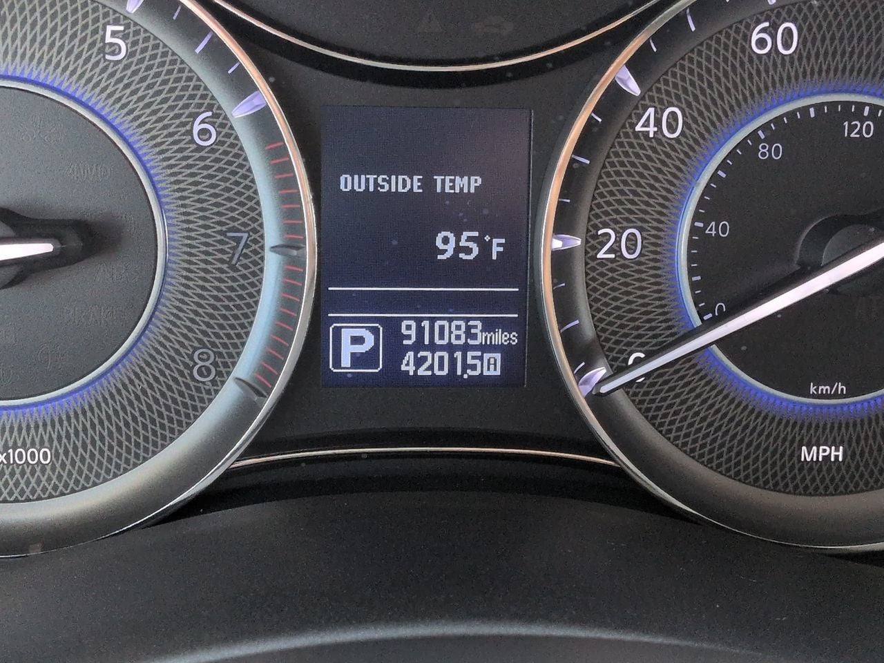 2019 INFINITI QX80 LUXE