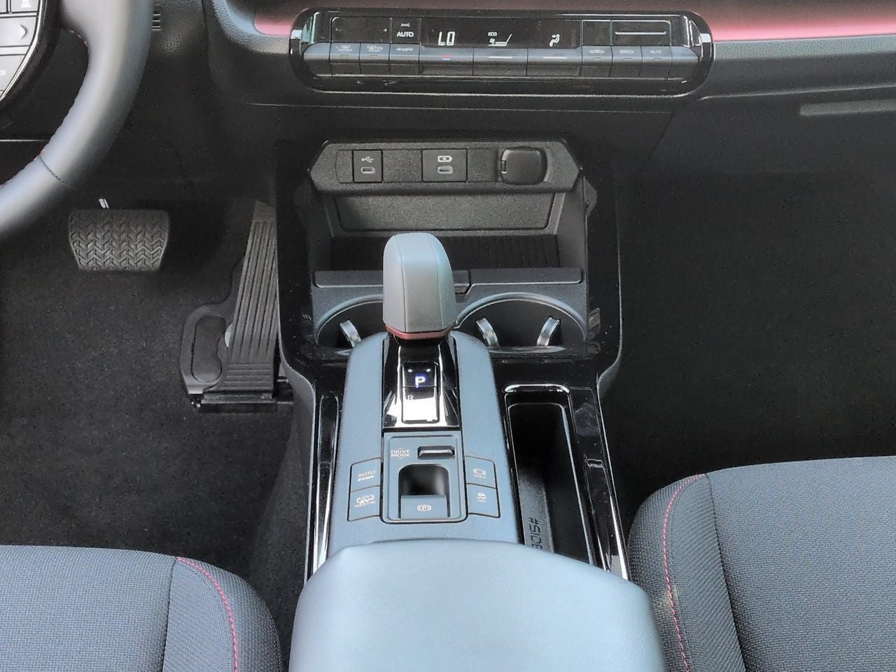 2024 Toyota Prius Prime SE