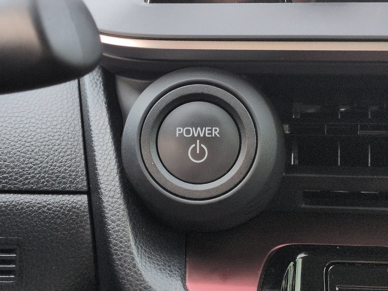 2024 Toyota Prius Prime SE