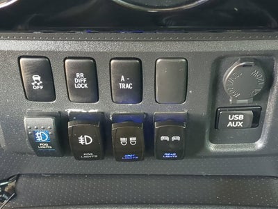 2012 Toyota FJ Cruiser Base