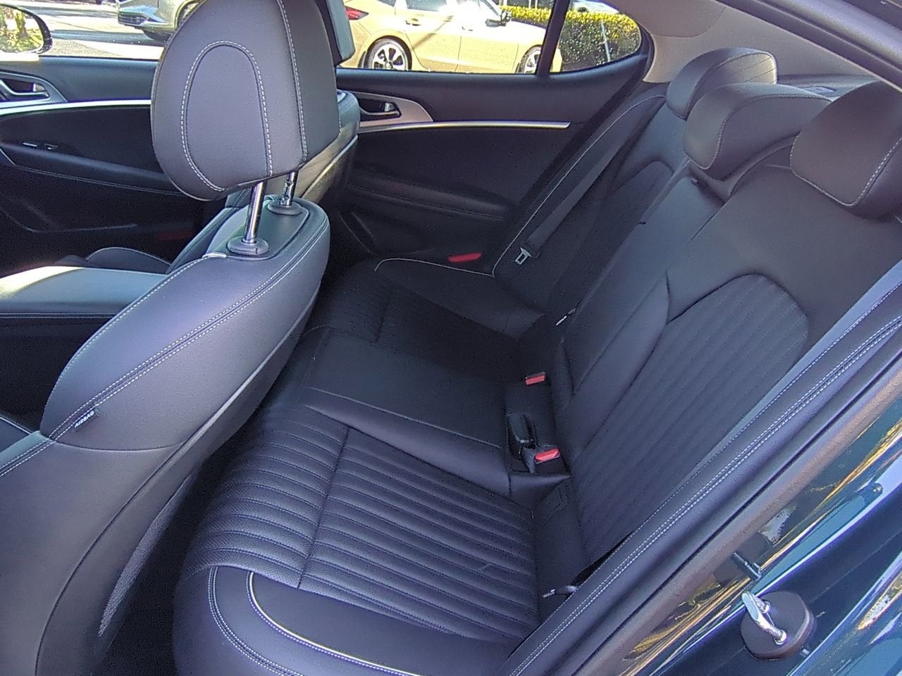 2023 Genesis G70 3.3T