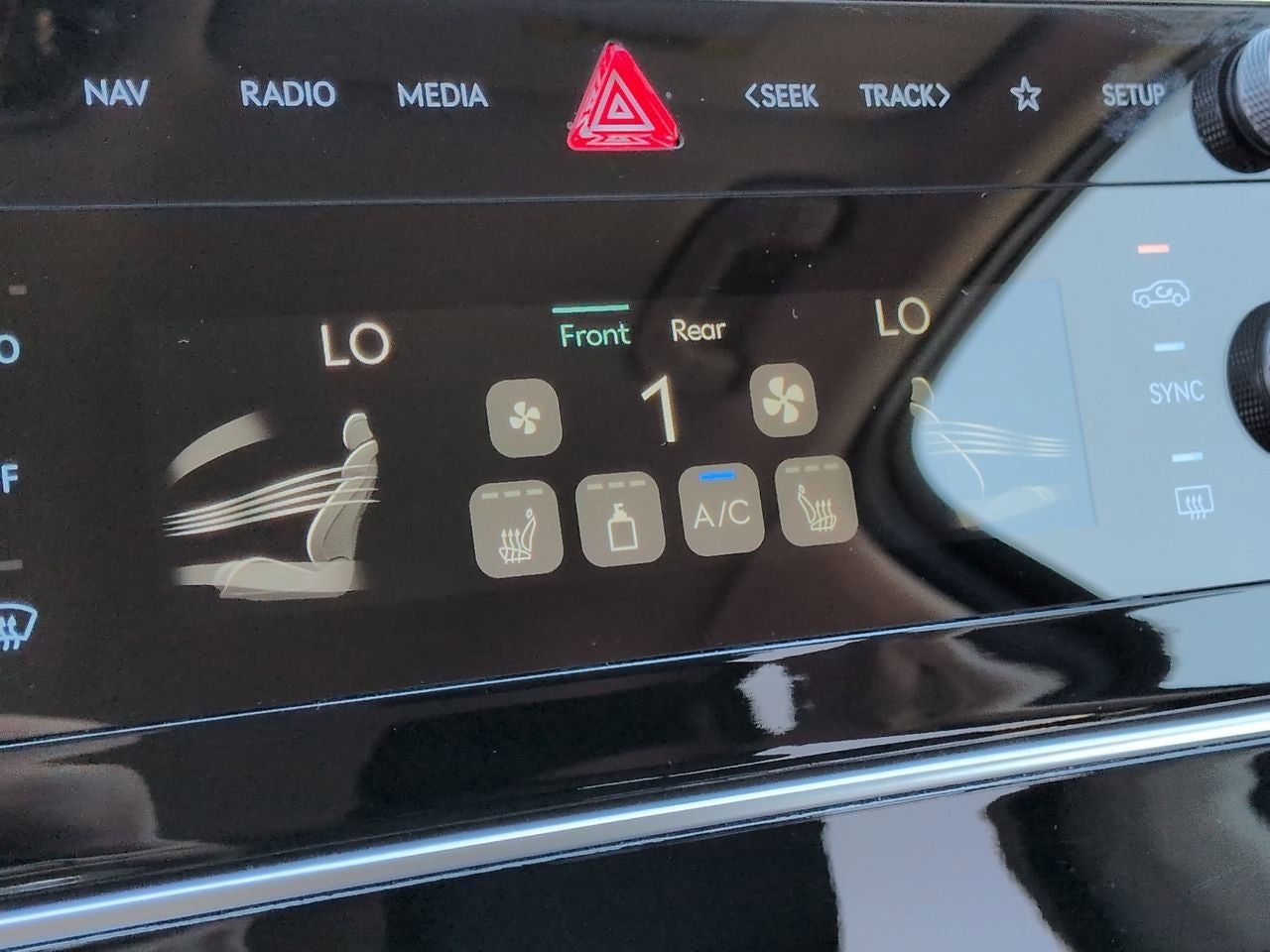2025 Genesis GV80 2.5T