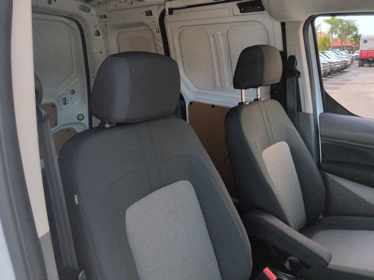 2022 Ford Transit Connect XL