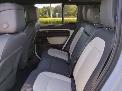 2023 Land Rover Defender 110 X-Dynamic SE