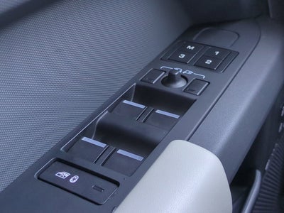 2023 Land Rover Defender 110 X-Dynamic SE