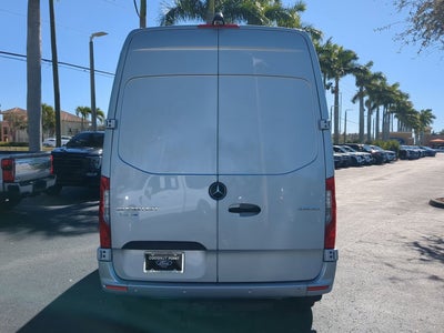 2023 Mercedes-Benz Sprinter 2500 Cargo 144 WB