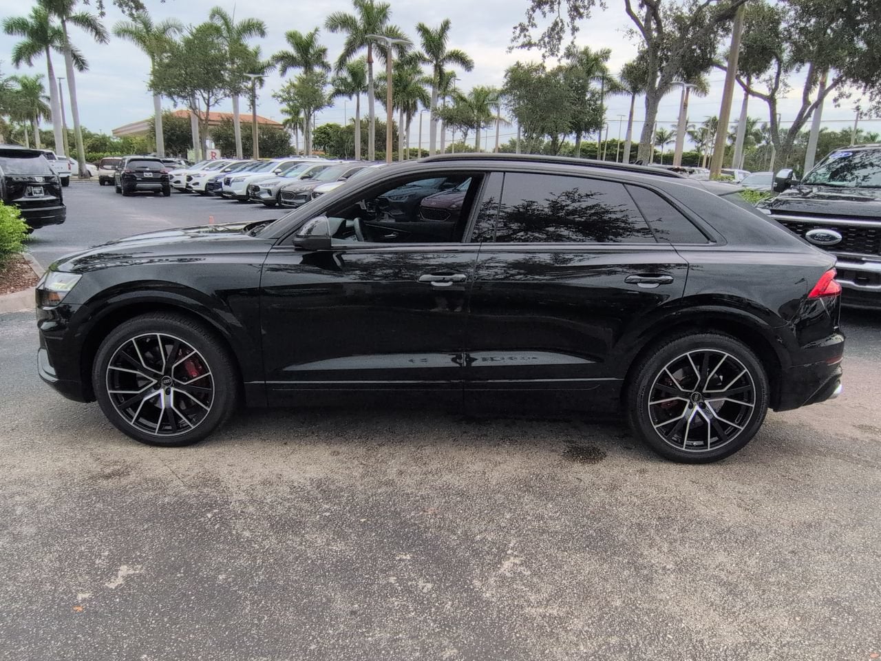 2023 Audi SQ8 4.0T Premium Plus quattro
