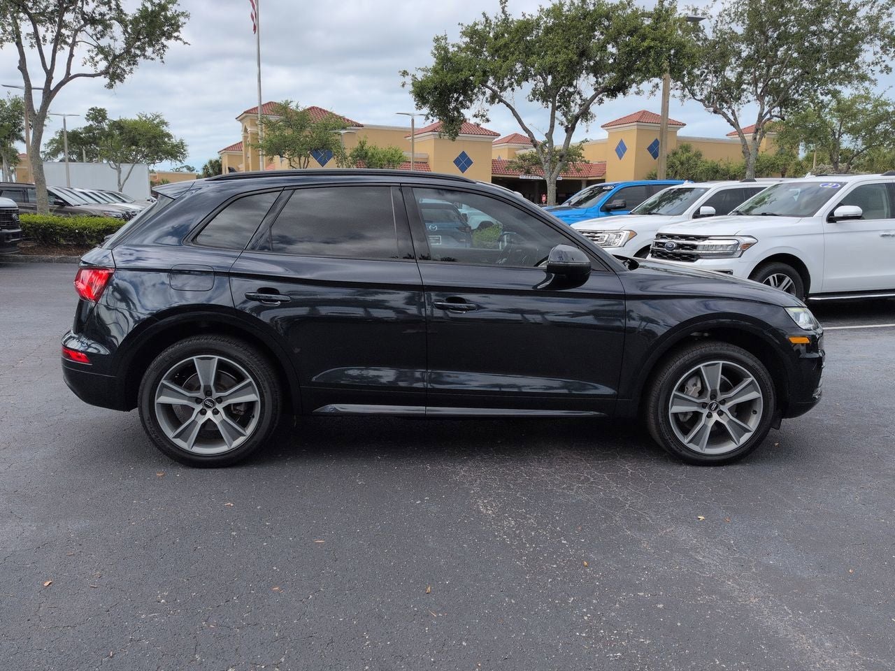 2019 Audi Q5 2.0T Premium Plus quattro
