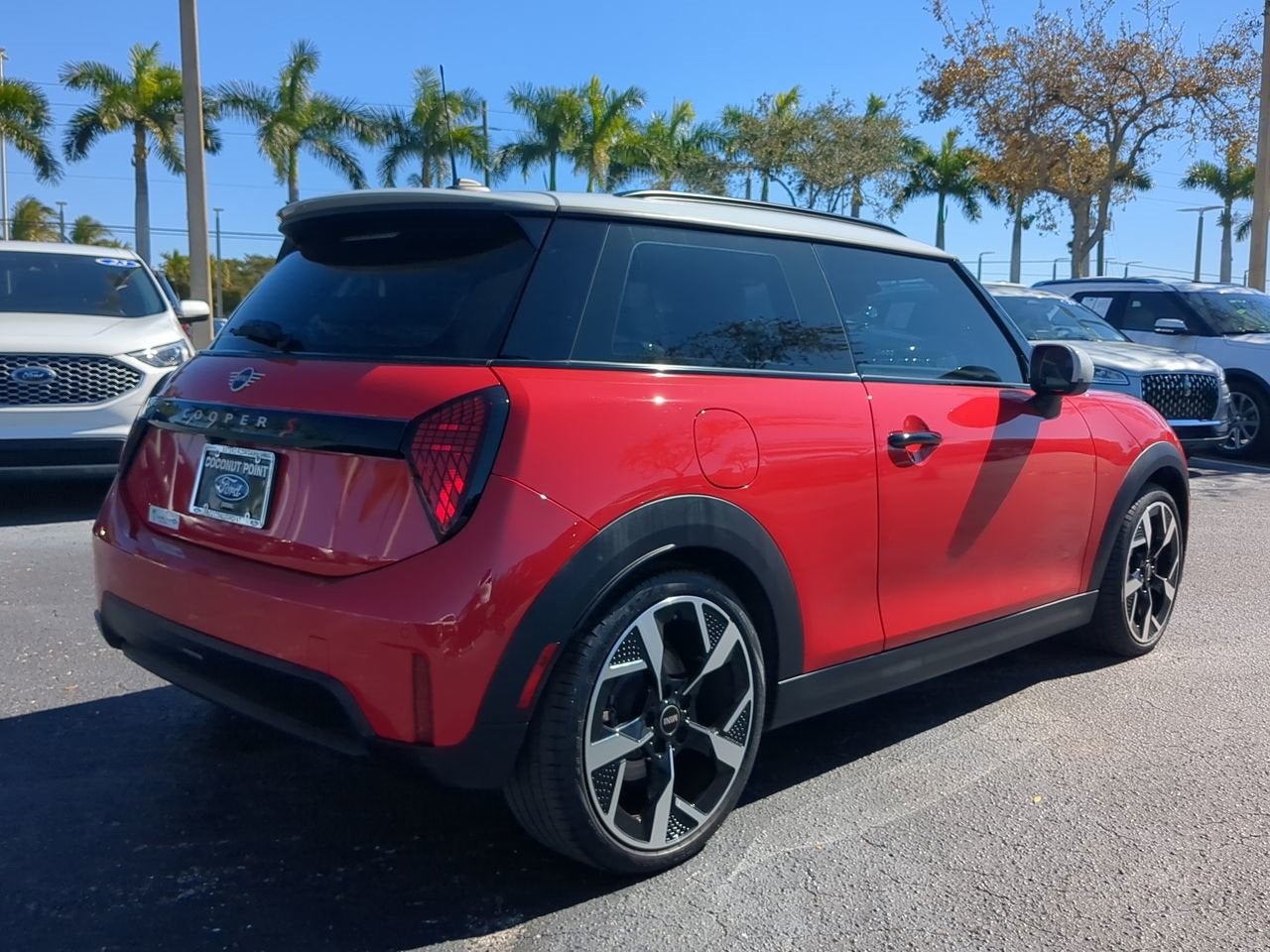 2025 MINI Cooper S Iconic