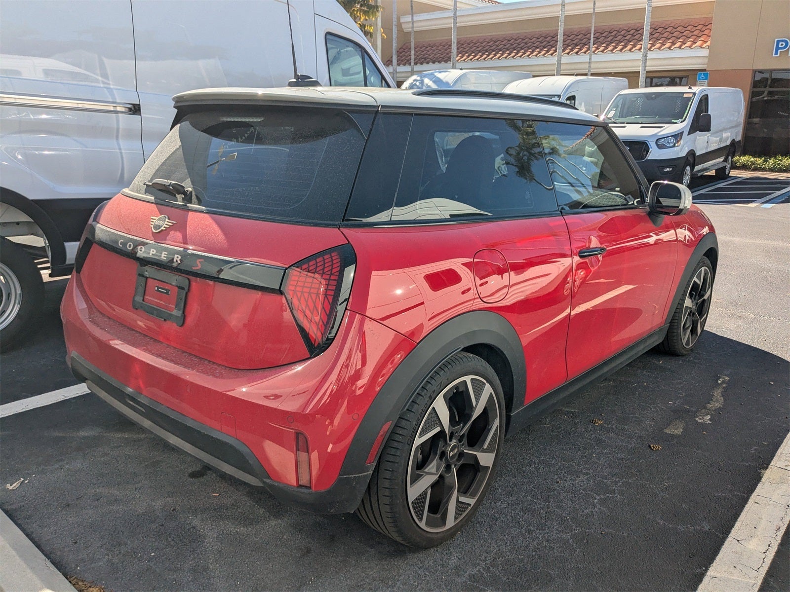 2025 MINI Cooper S Iconic