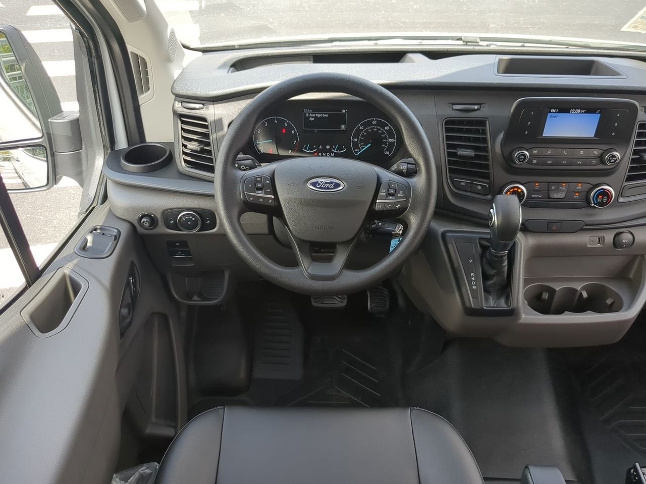 2025 Ford Transit-350 XL