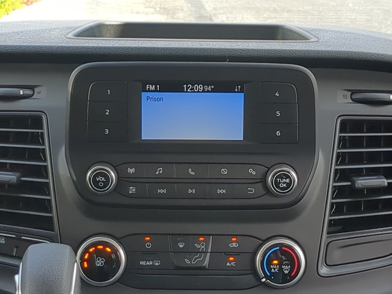 2025 Ford Transit-350 XL