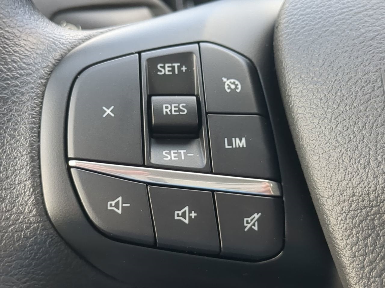 2025 Ford Transit-350 XL