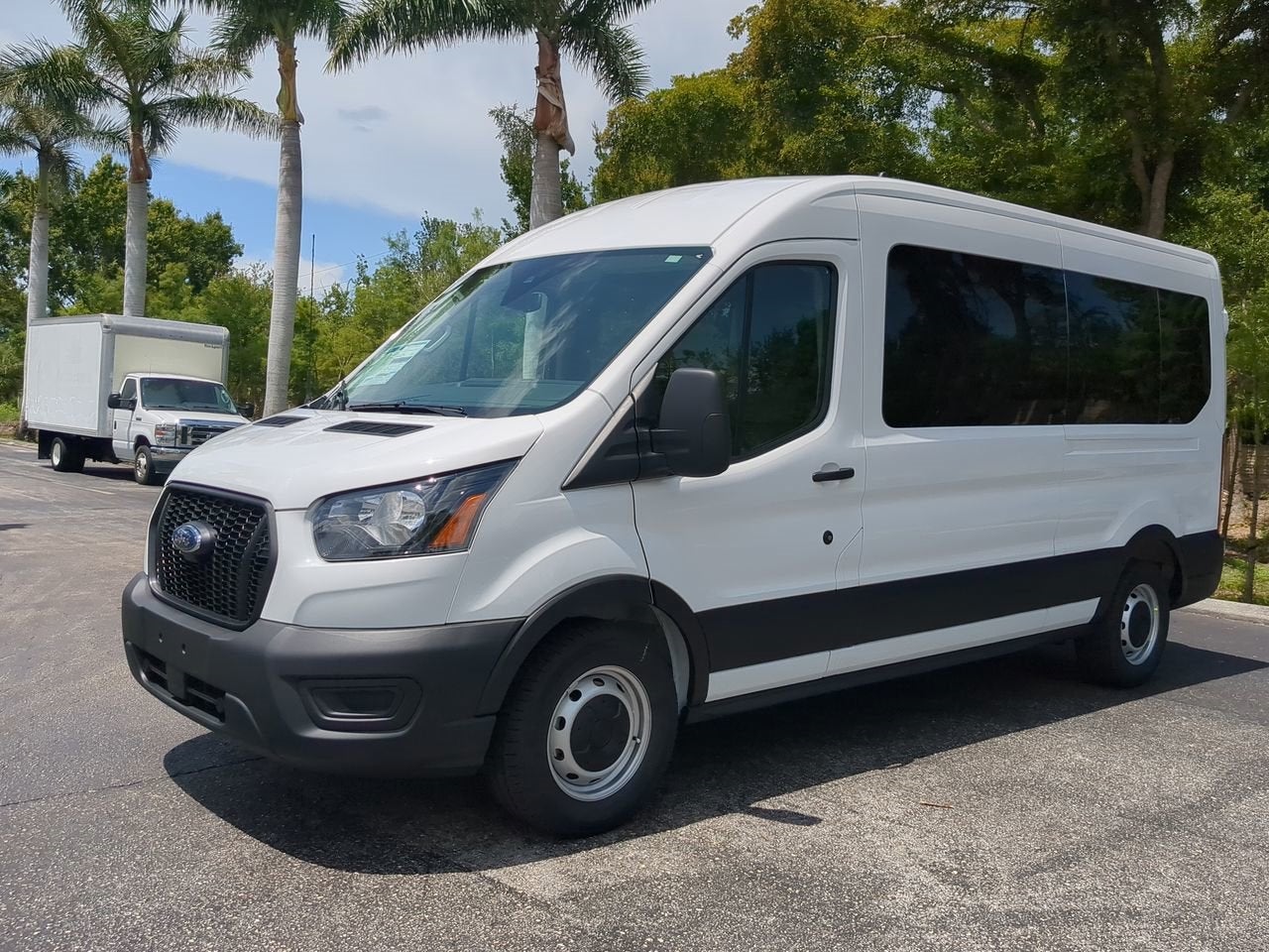 2025 Ford Transit-350 XL