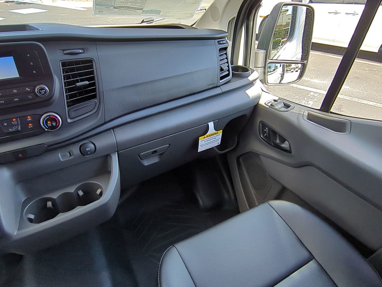 2025 Ford Transit-350 XL