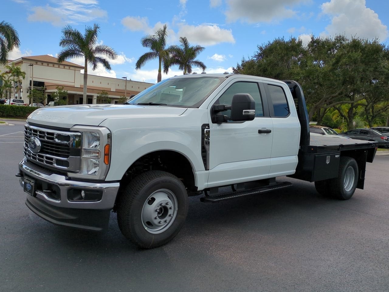 2025 Ford F-350SD XL DRW