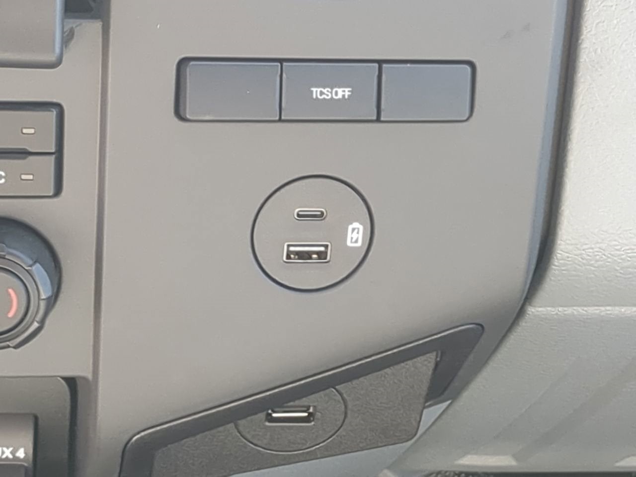 2026 Ford F-750SD Base