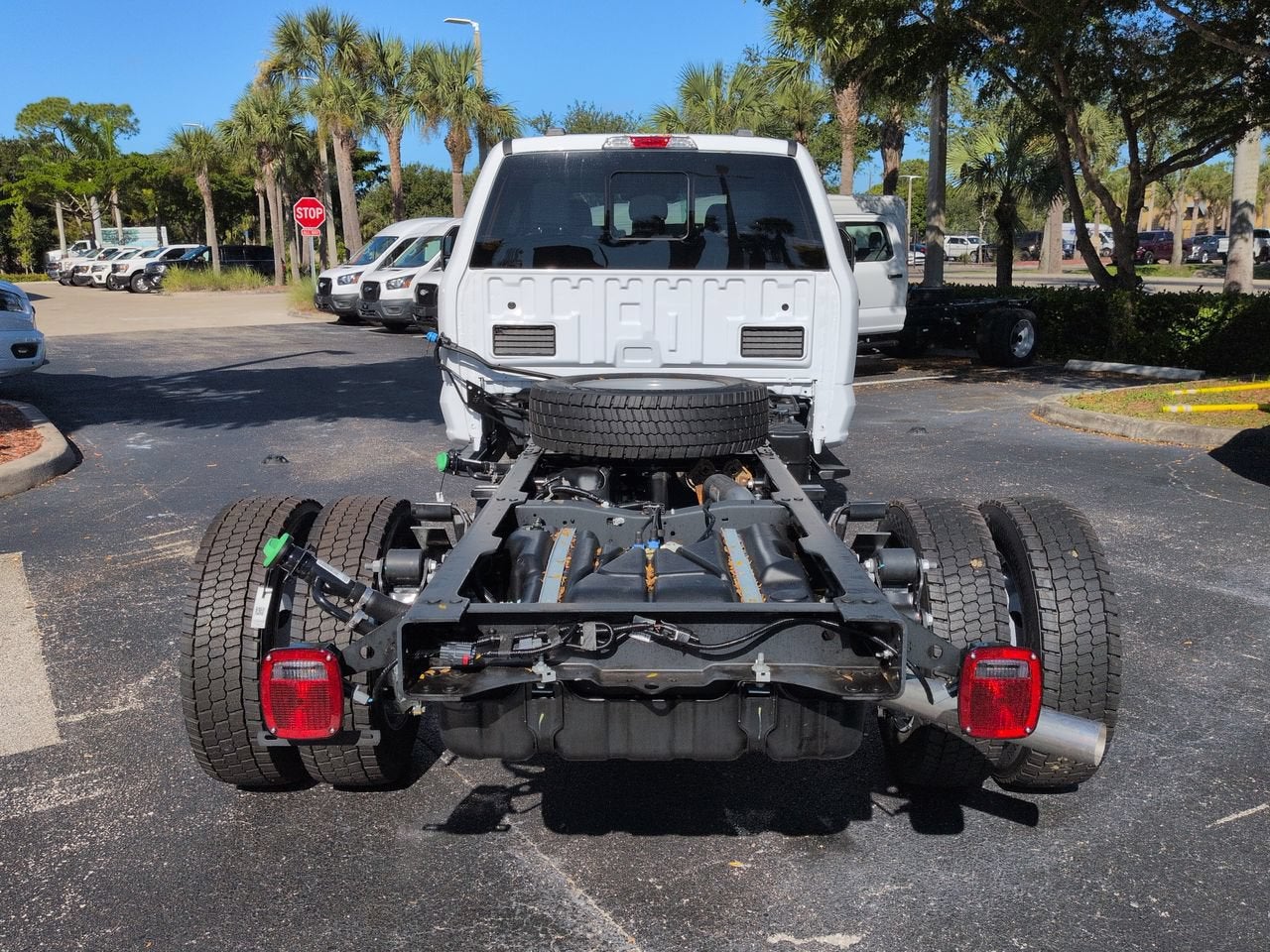 2027 Ford Chassis Cab F-550® XL