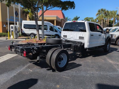 2027 Ford Chassis Cab F-550® XL