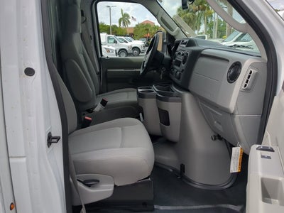 2025 Ford E-350SD Base Cutaway