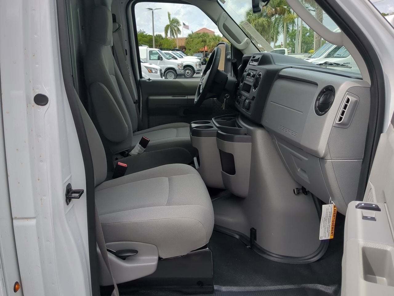 2025 Ford E-350SD Base Cutaway