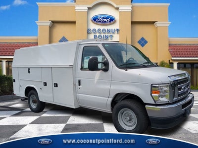 2025 Ford E-350SD Base Cutaway