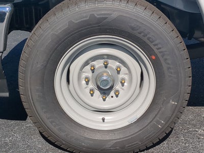 2026 Ford E-350SD Base Cutaway