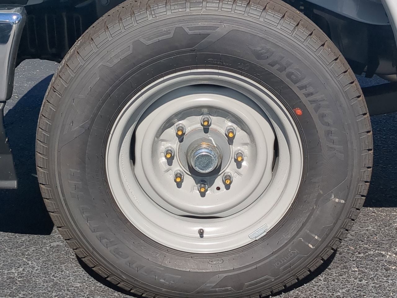 2026 Ford E-350SD Base Cutaway