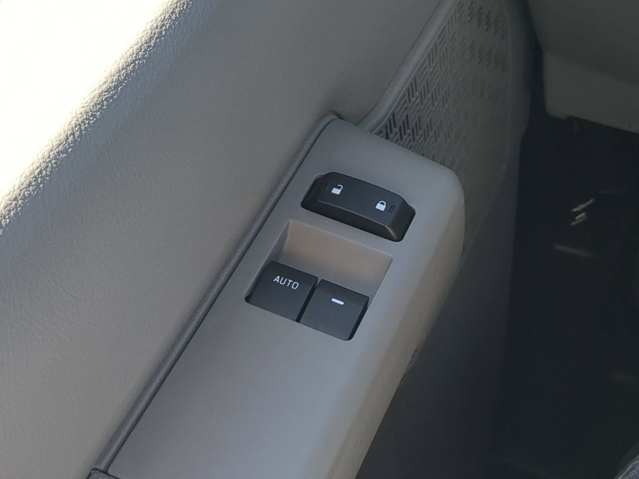 2026 Ford E-350SD Base Cutaway