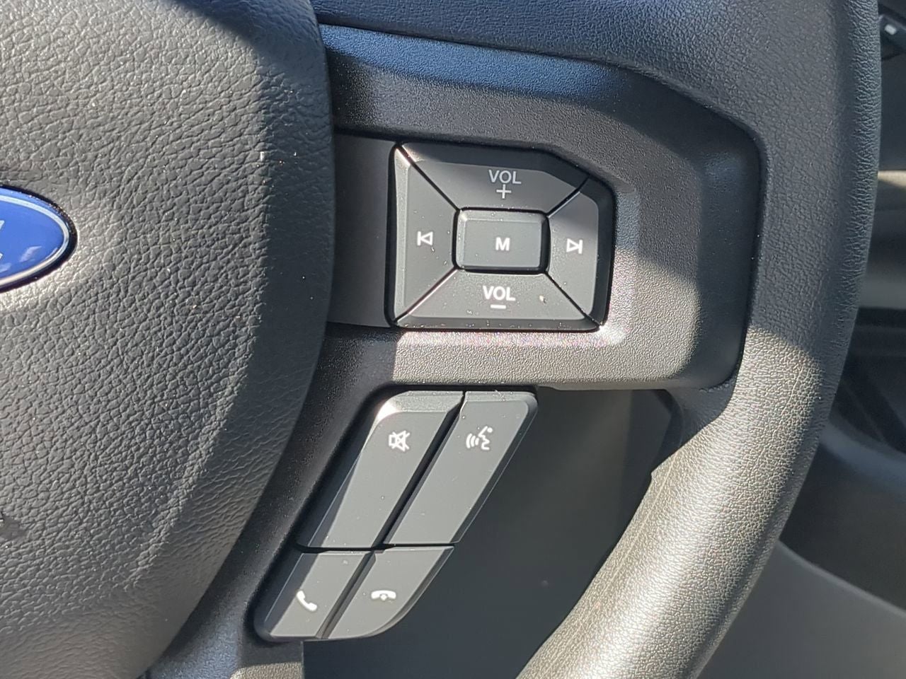 2026 Ford E-350SD Base Cutaway