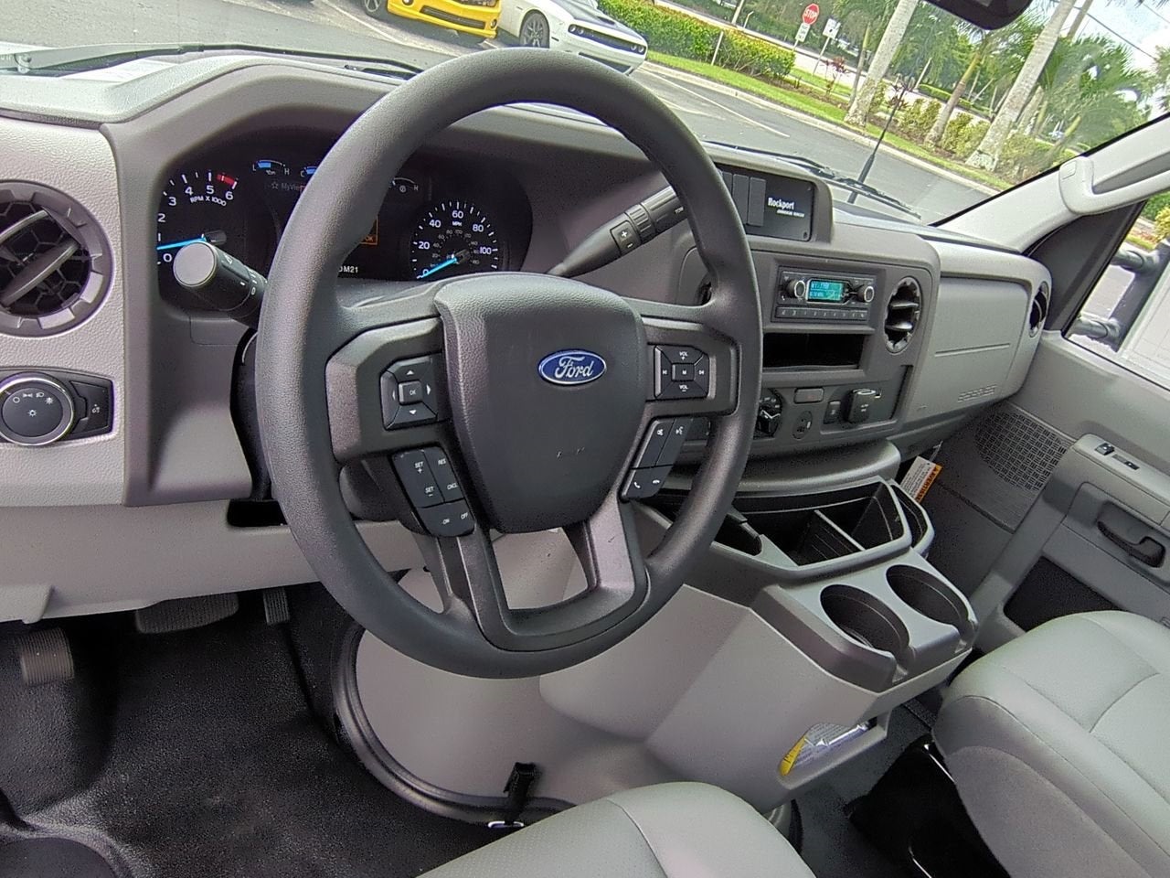 2026 Ford E-350SD Base Cutaway