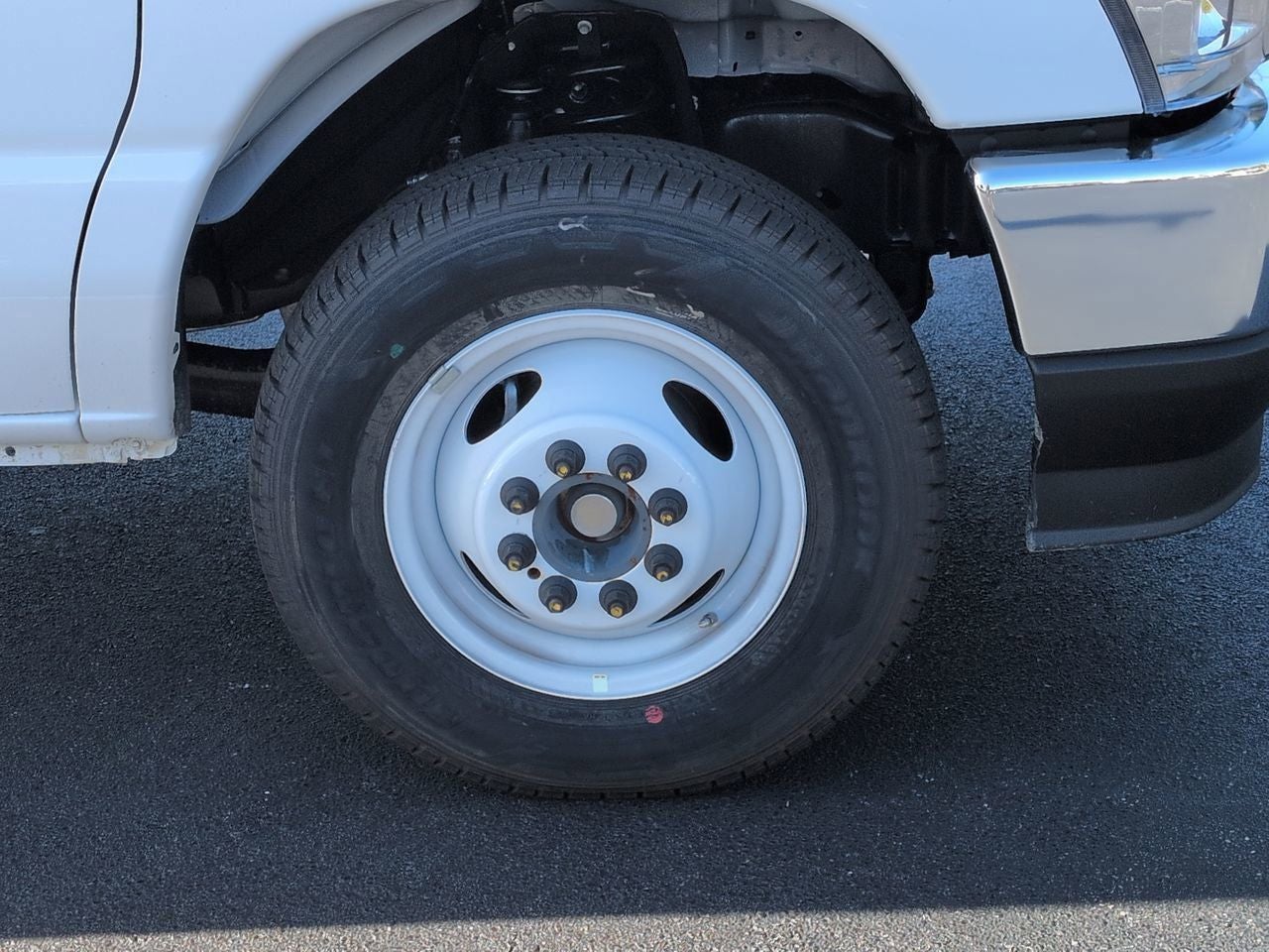 2026 Ford Econoline Cutaway E-350 SRW