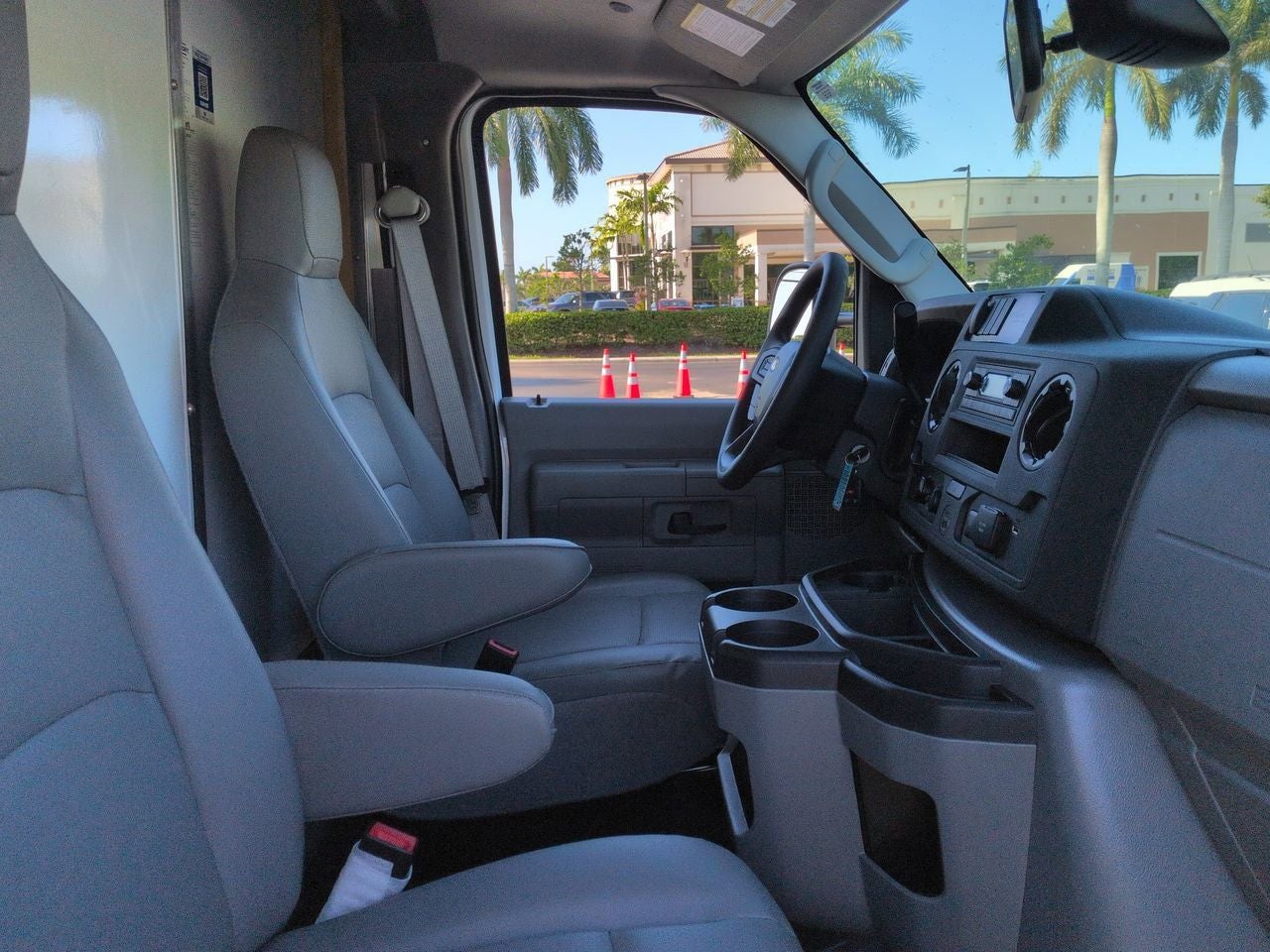 2026 Ford Econoline Cutaway E-350 SRW