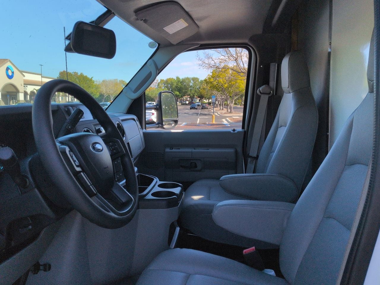 2026 Ford Econoline Cutaway E-350 SRW